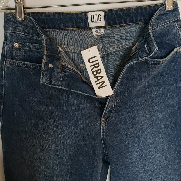 Urban Outfitters Cropped Mom Jeans - Brand New - Picture 1 of 8
